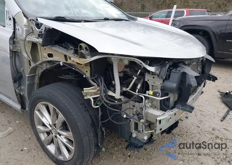 2017 Toyota Rav4 Limited from USA, damaged, VIN 2T3DFREV0HW646056